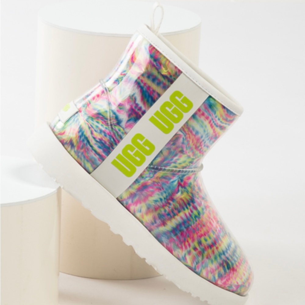 NEW UGG CLASSIC MINI CLEAR